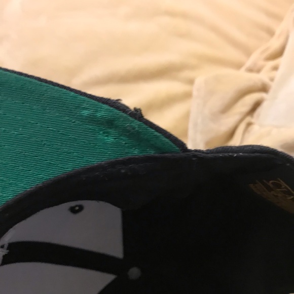 Breaking Benjamin Hat New - Picture 2 of 5